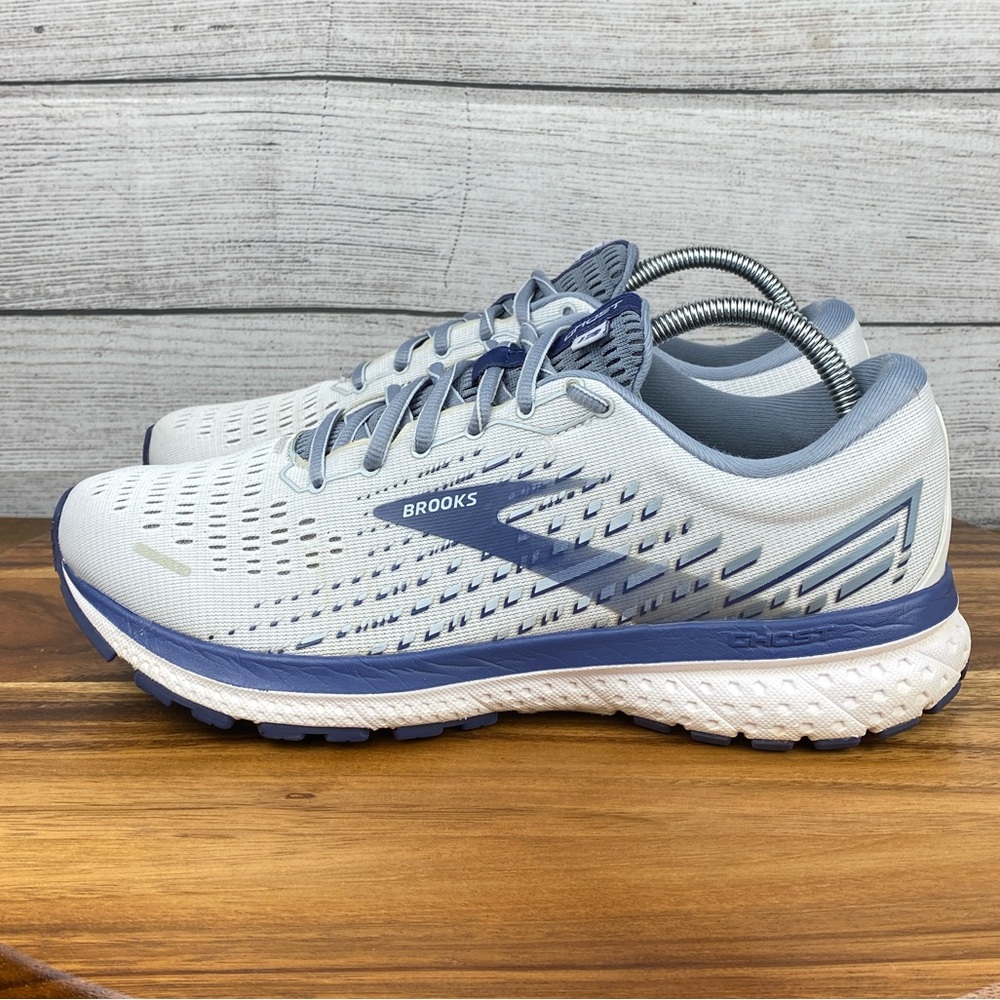 Brooks White and Blue Athletic Shoes with Breathable Design